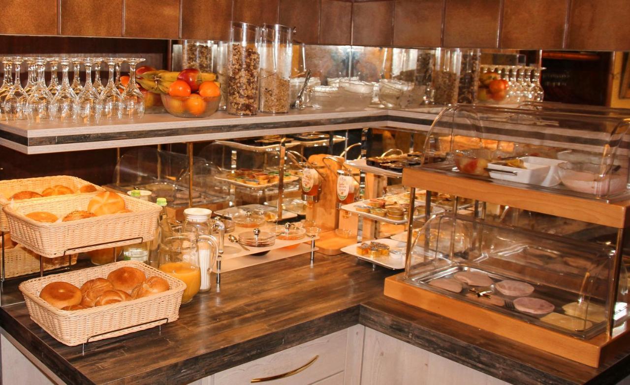 Landhotel Goldener Stern Trautskirchen المظهر الخارجي الصورة